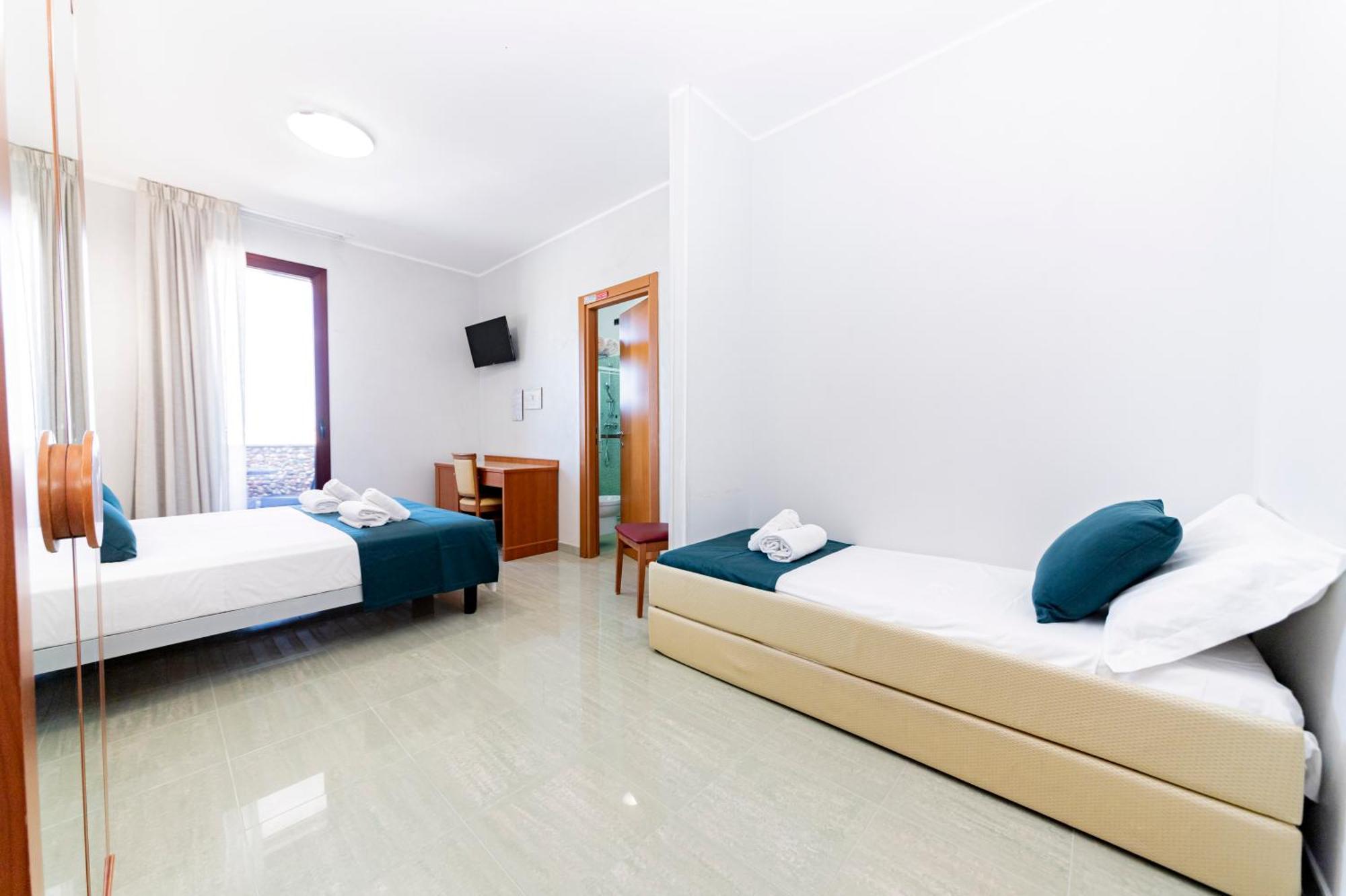 Hotel Alba Torre Lapillo Extérieur photo