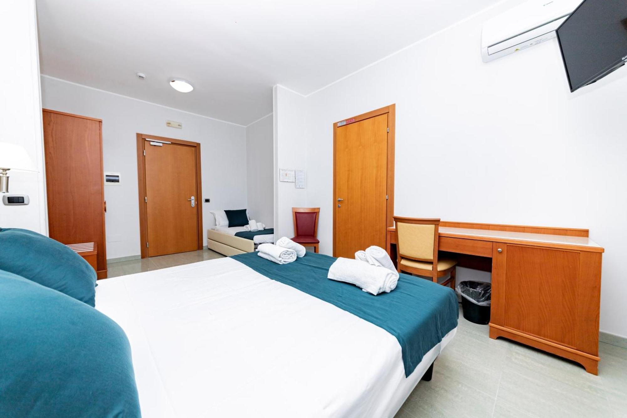 Hotel Alba Torre Lapillo Extérieur photo