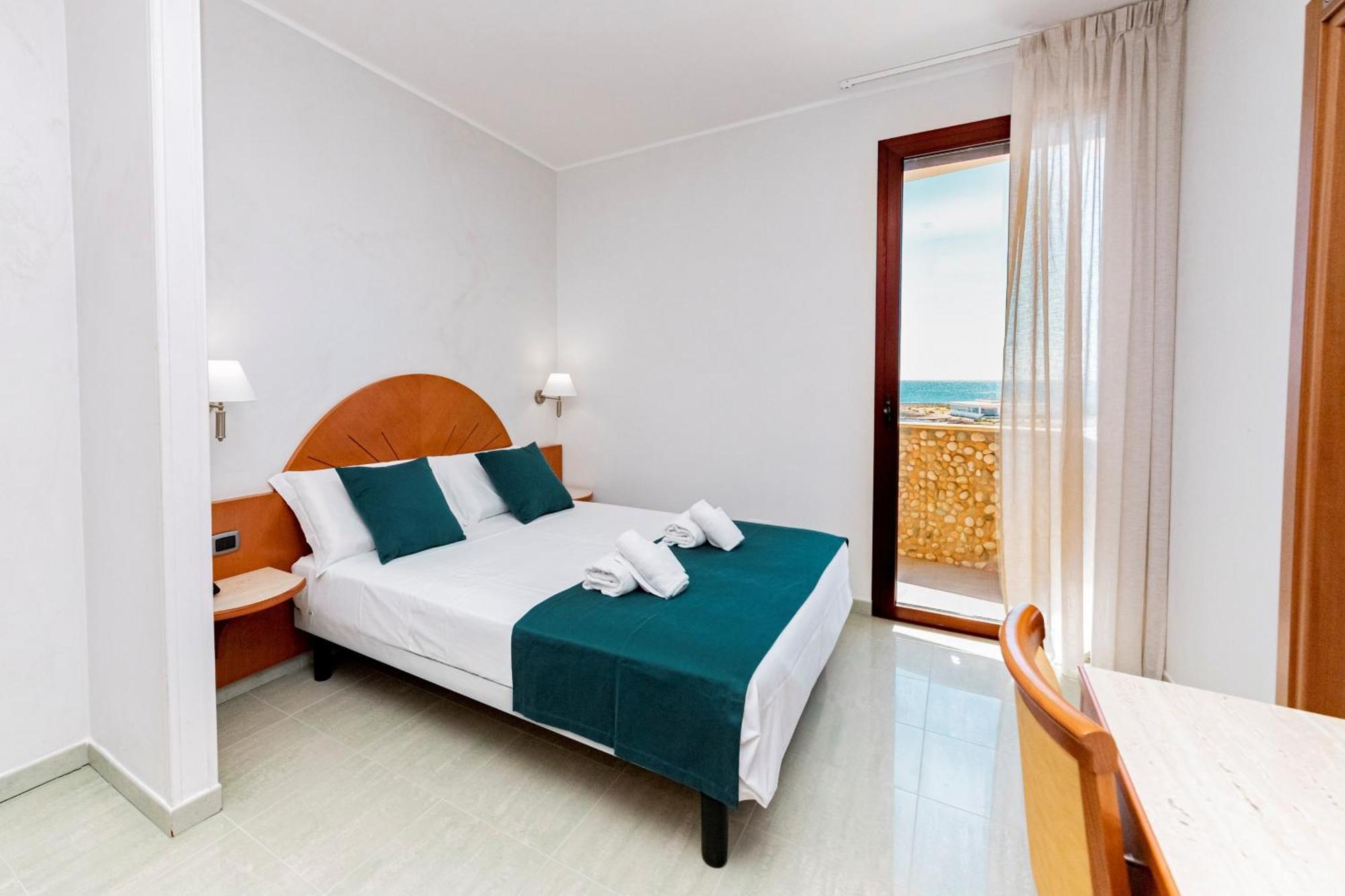 Hotel Alba Torre Lapillo Extérieur photo